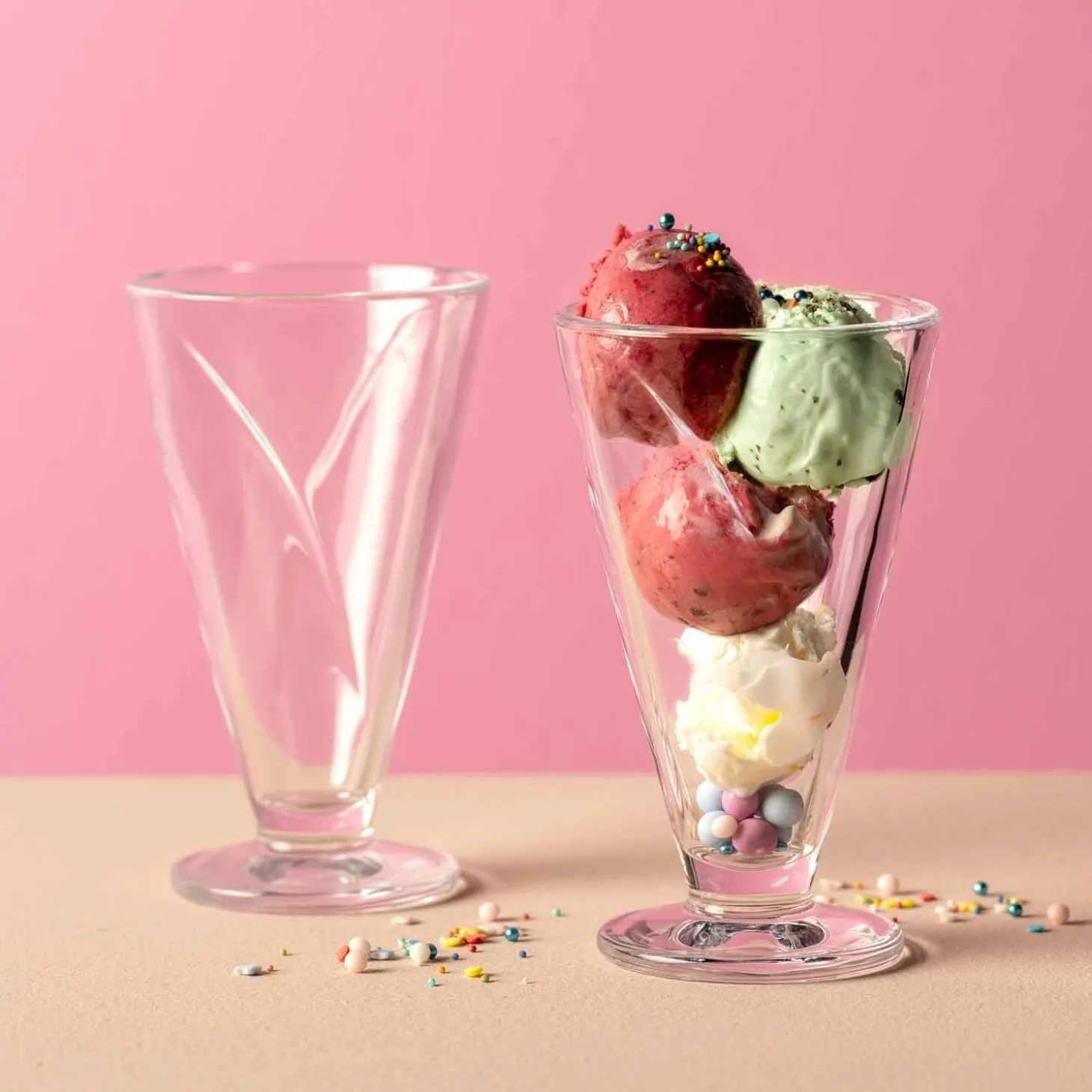 Eisbecher aus Glas CONO 360 ml 4er-Set